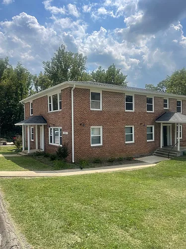 151 College Dr Photo 1