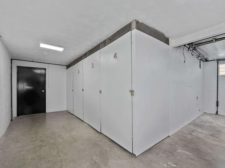4303 Allison St — Photo 14