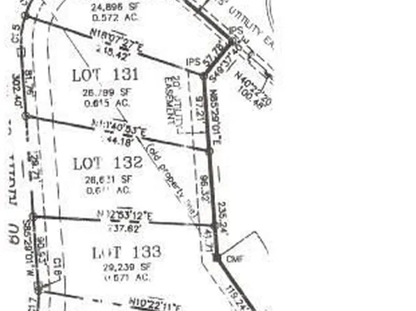 208 Cypress Lakes Dr, Bloomingdale, GA 31302