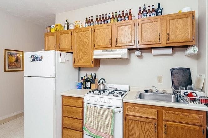 2nd image of 32 Parker St #1