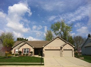 6149 Keebler Oaks Dr, Maryville, IL 62062
