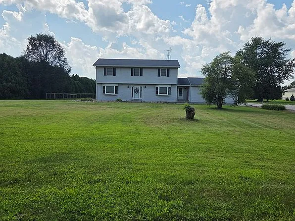 17584 Mississippi St, Lowell, IN 46356