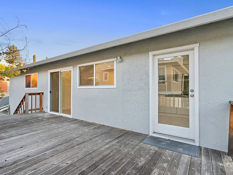 430 Monaco Ave — Photo 34