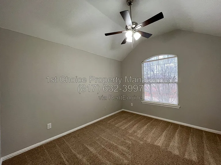 5312 Scenic Point Dr — Photo 21