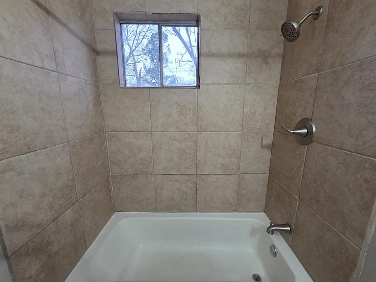 4535 Beacon Hill Dr — Photo 21