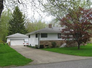 374 Fair Ave, Erie, PA 16511