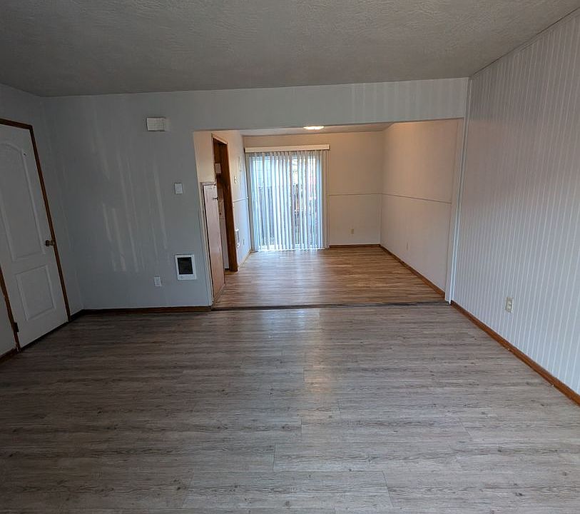 1st image of 1157 SE Jefferson St APT 4