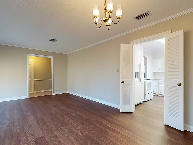 1806 Heatherton Dr — Photo 24