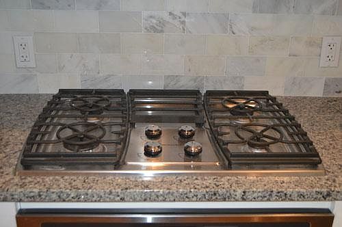 Gas stove and oven