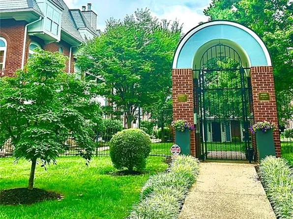 4235 W Pine Blvd APT 21, Saint Louis, MO 63108