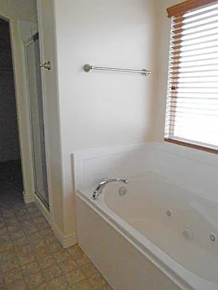 1649 N Grandview Ln #31 — Photo 15