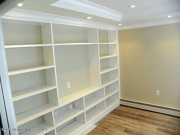 3rd image of 101 Prince Charles Dr