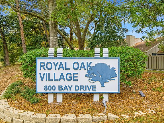2nd image of 800 Bay Dr APT 17