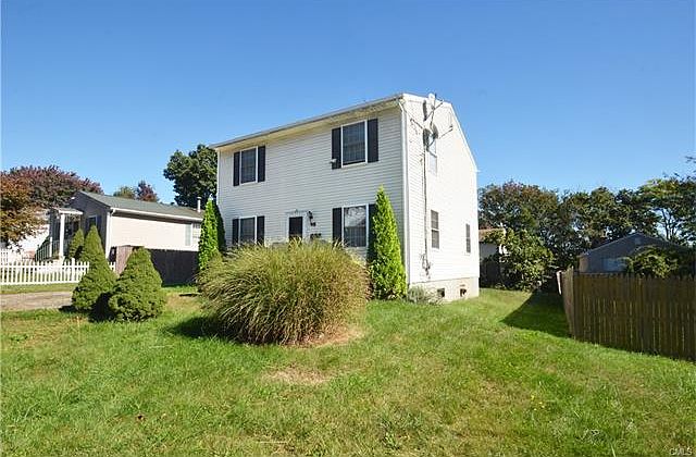 2nd image of 46 Dayton Rd