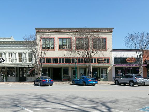 7th image of this home
