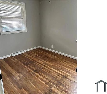 4th image of 9709 Gloucester Dr