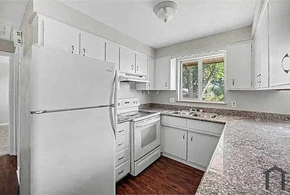 10425 W 62nd Pl — Photo 11