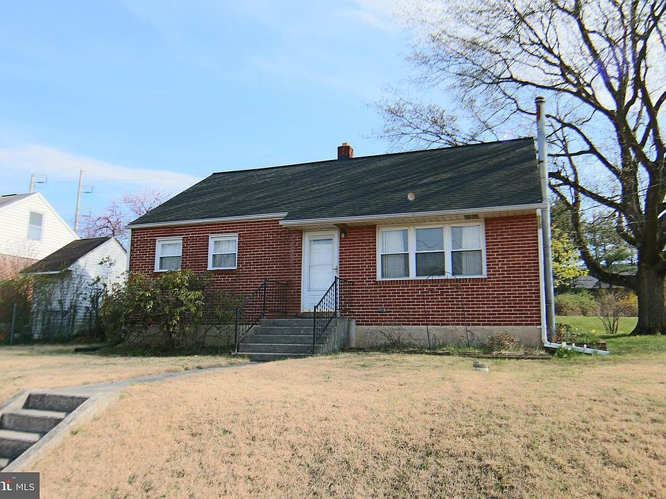 1st image of 22 Carolyn St