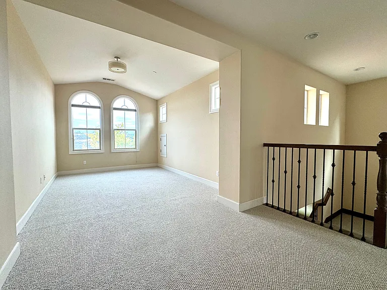 11010 Lopez Ridge Way — Photo 4