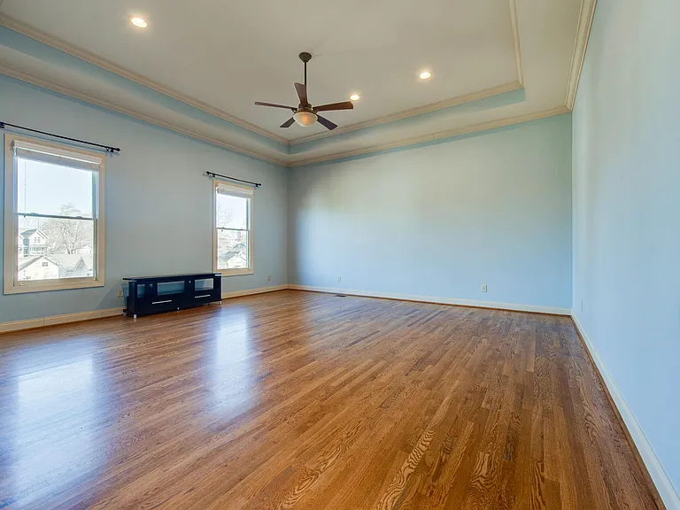 1606 Boscobel St — Photo 13