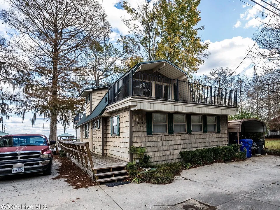 3002 Canal Cove Rd