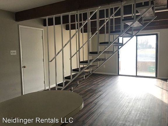 2nd image of 417 Garden Dr