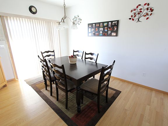 5th image of 2114 35th St Cir S