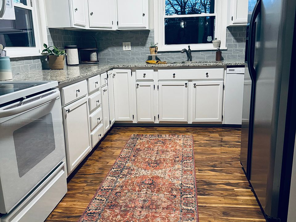 2nd image of 1819 Tune Ave