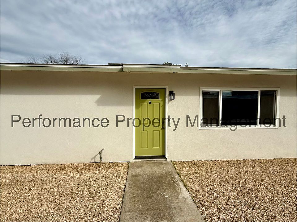 1st image of 3401 Squire Ln #A