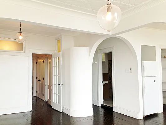 Rented by Brooklyn Real Inc | media 17