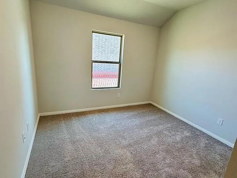 524 Hickory Ridge Dr — Photo 14