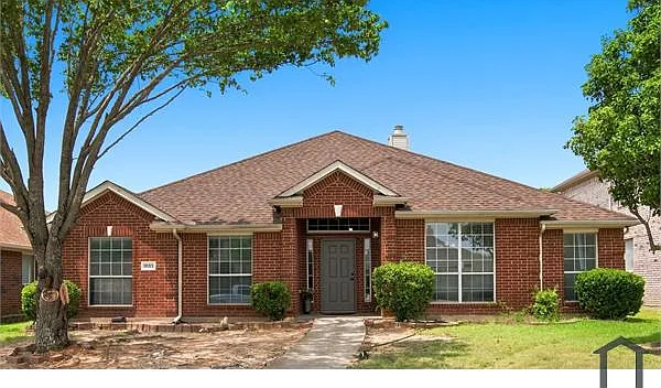 4 bed, 2455 sqft, $3,290 — Photo 3