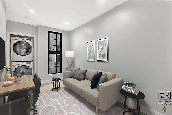 Rented by Avenues Real Estate | media 9