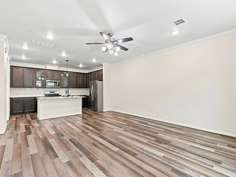 9460 Caddo Ridge Ln — Photo 6