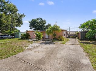 9537 Crestview St, Seminole, FL 33772
