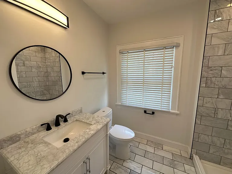 2880 N High St #2880 — Photo 7