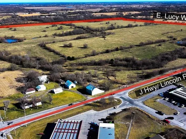 1101 E Walnut St, Raymore, MO 64083