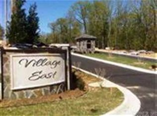 Sussix Dr, North Little Rock, AR 72120