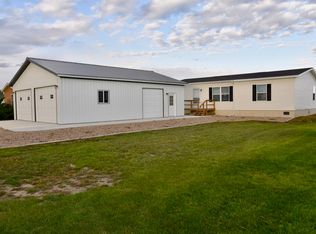 226 Decoy Ave, Pierre, SD 57501