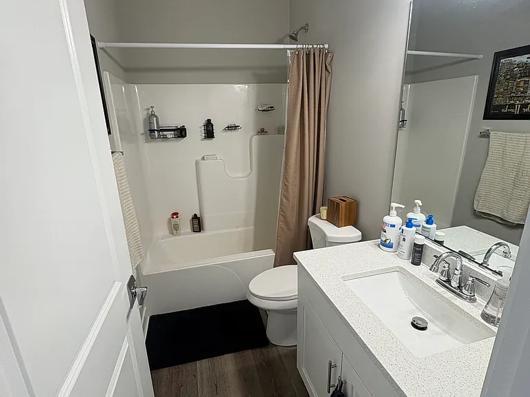 1416 Indiana Ave #104 — Photo 11