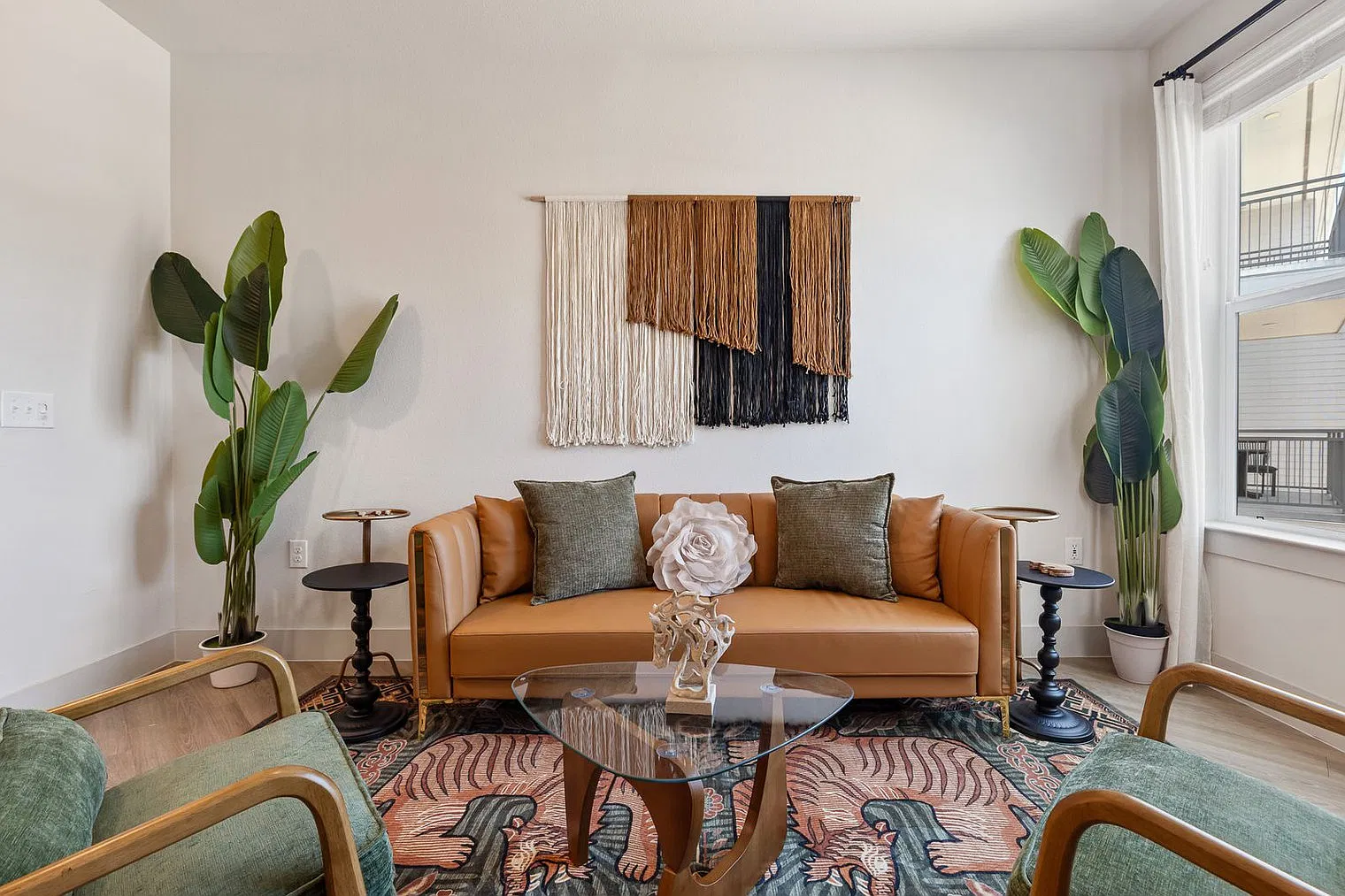 1 bed, 1.0 bath, 742 sqft, $3,384 — Photo 1