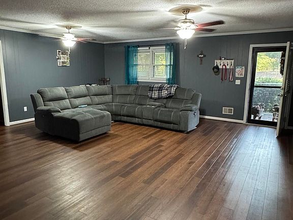 4th image of 1904 Watkins Rd