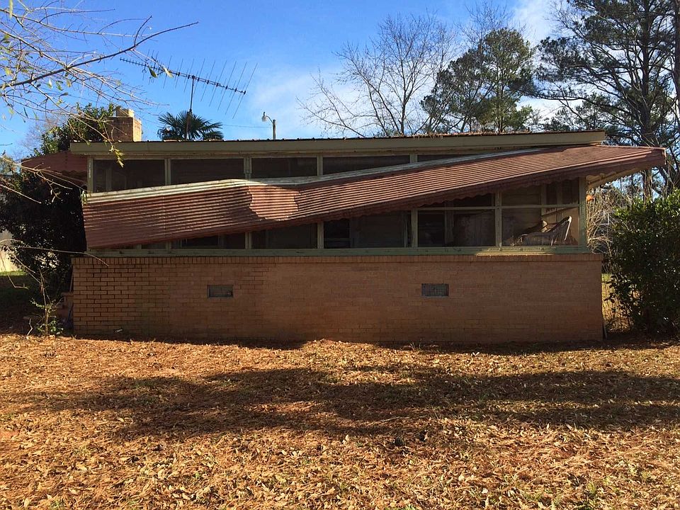 1st image of 1308 Lakeshore Dr