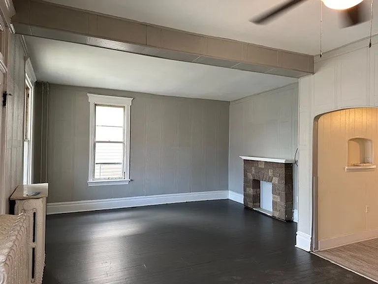 904 Bridge St #1 — Photo 2