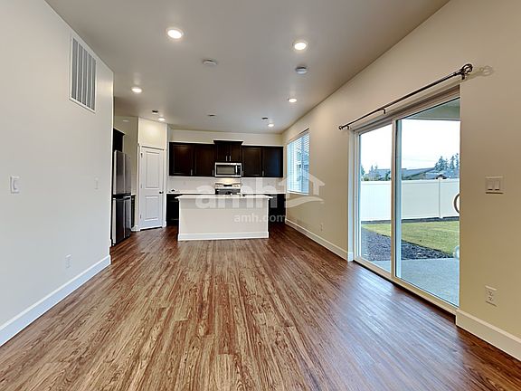 4th image of 17605 42nd Avenue Ct E