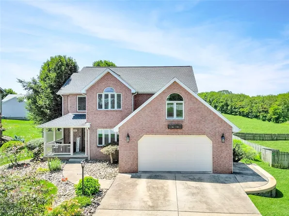 275 Churchman Cir, Wintersville, OH 43953