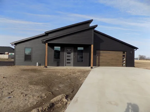 819 Allen St, Centralia, MO 65240