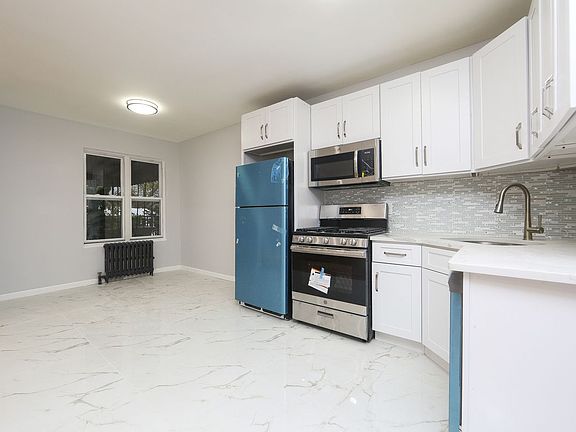 2nd image of 4717 Avenue H