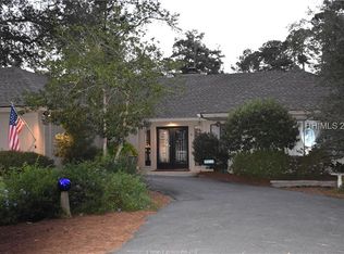 16 Pineland Rd, Hilton Head Island, SC 29926