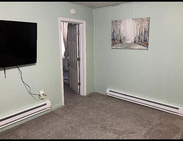 104 Charles St #4 — Photo 3